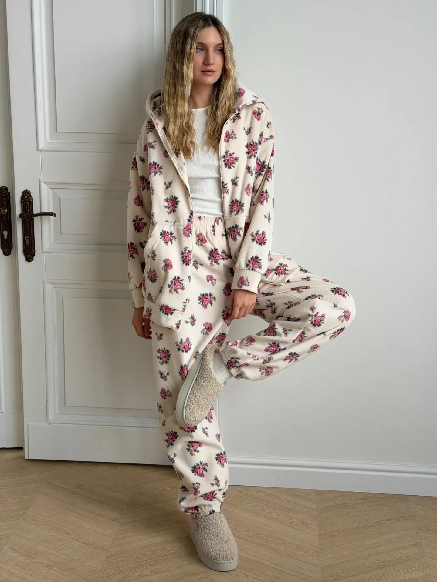 Milk White Floral Set