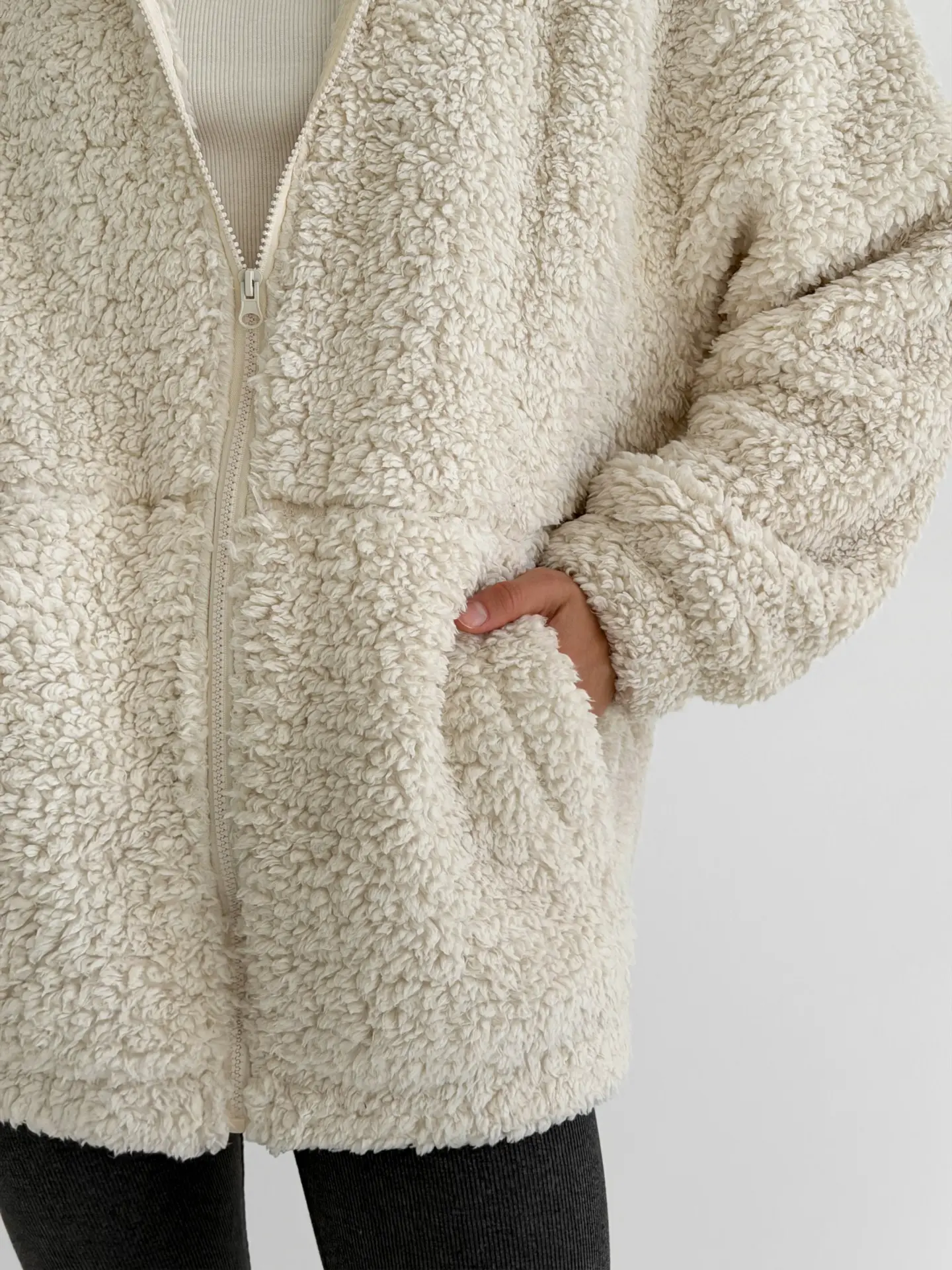 Milk White Teddy Hoodie / 4